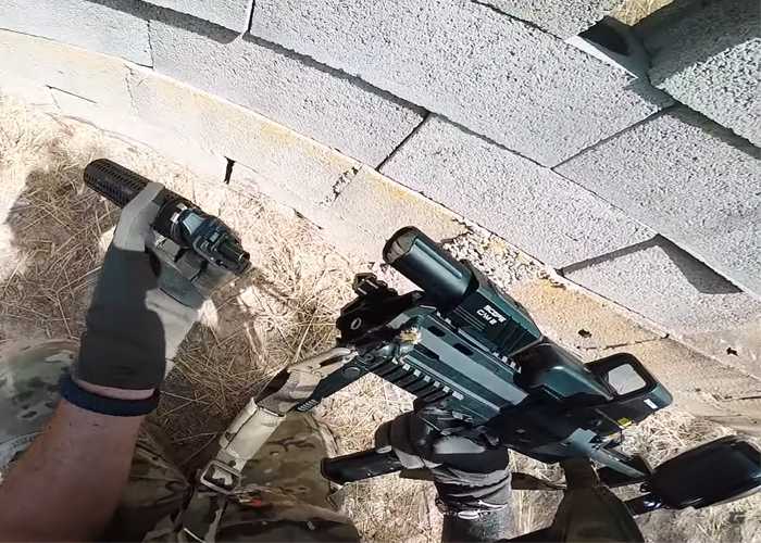 GuidoFTO MP7 Breaks Into Half During An Airsoft Game