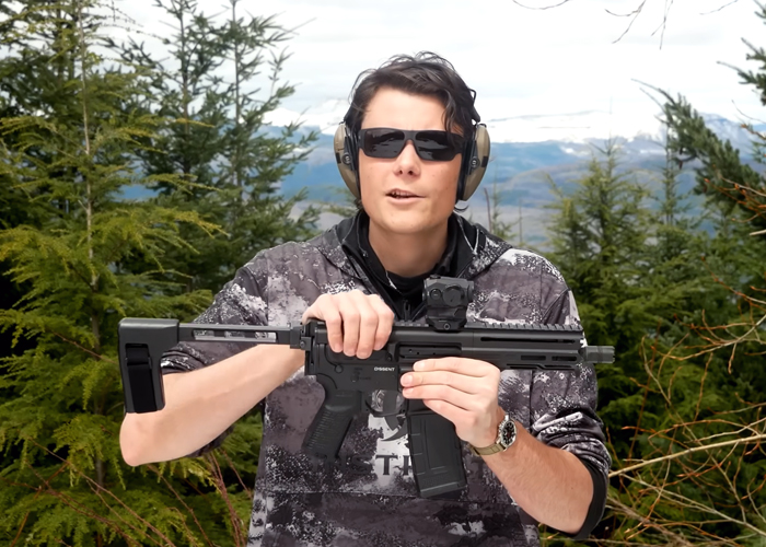The Firearm Blog: The New 9mm CMMG Dissent PDW