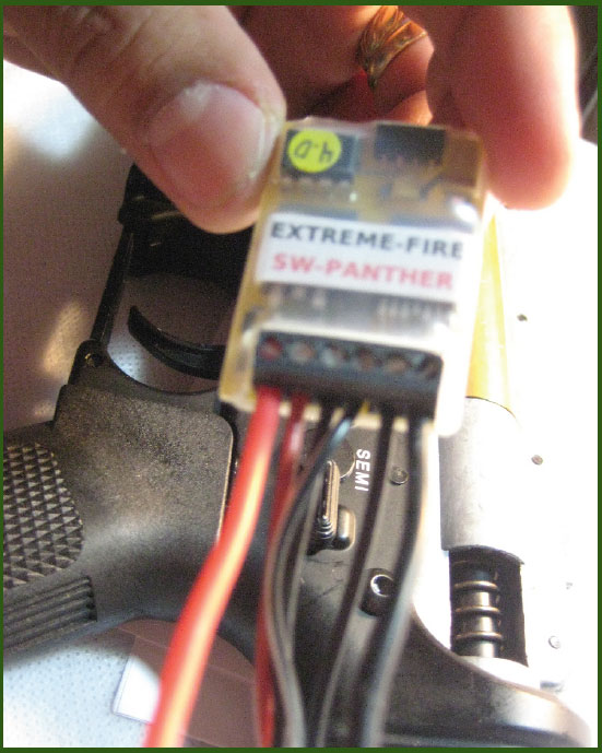 Installing a MOSFET Popular Airsoft To The Airsoft World