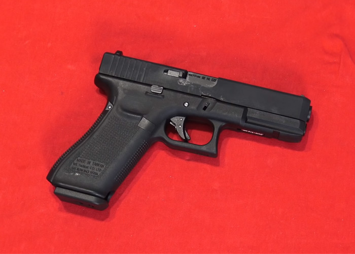 WE Airsoft G17 Gen V GBB Pistol