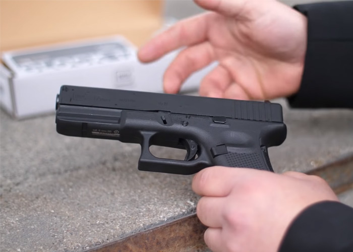 Glock 17 Gen 4 GBB Pistol Feature By Sniper-AS