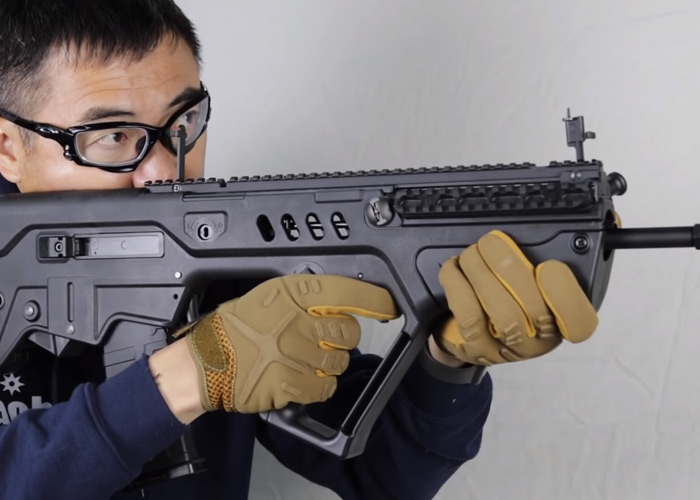 Mach Sakai: KSC IWI Tavor 21 GBB | Popular Airsoft: Welcome To The