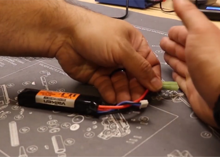 10 Commandments Of Airsoft Batteries Popular Airsoft To The