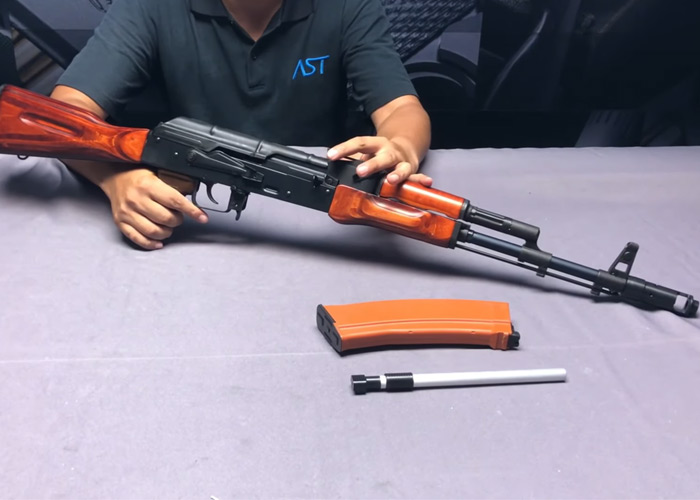 Airsoft Taiwan GHK GK74 GBBR