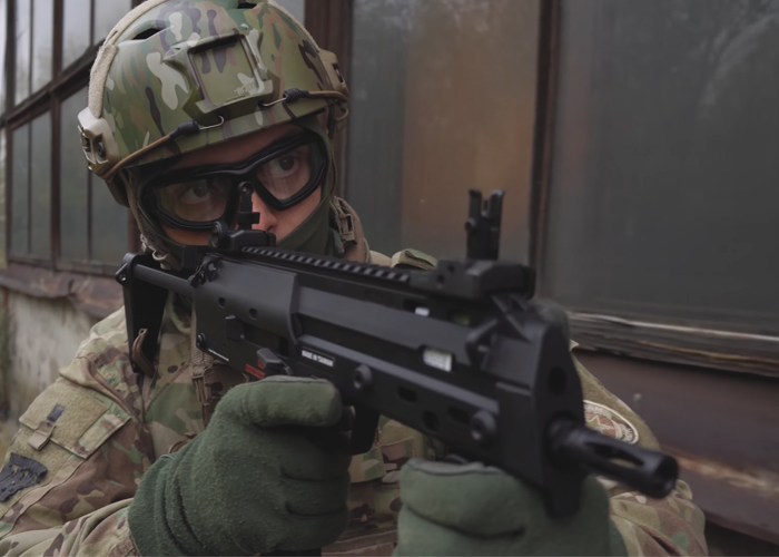 Red Army Airsoft On The VFC MP7 AEG