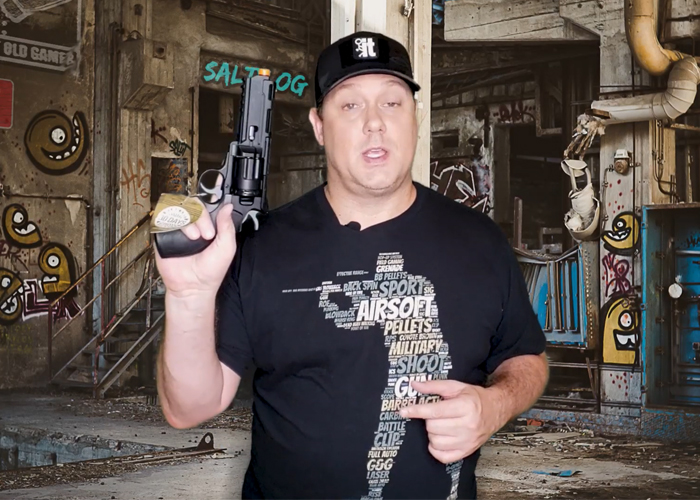 Salty Old Gamer: Elite Force H8R Gen 2