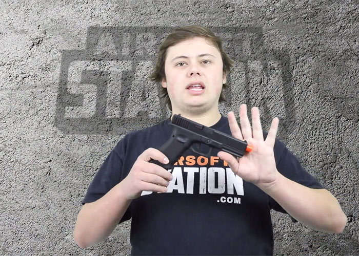 Airsoft Station: Elite Force Glock 17 Gen4