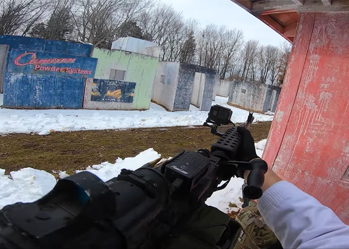 Airsoft Alfonse Matrix 240 Bravo AEG Winter Gameplay