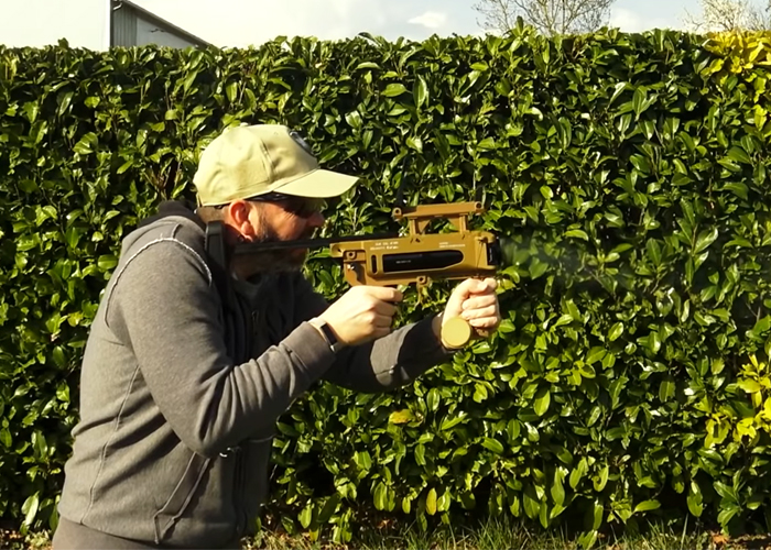 L'Antre du Dingo  ARES Airsoft M320 Grenade Launcher