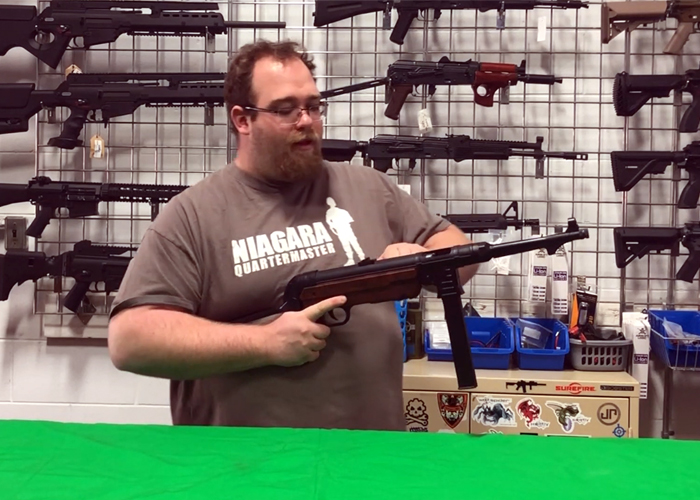 Krampus Airsoft: SRC Steel MP40 EBB