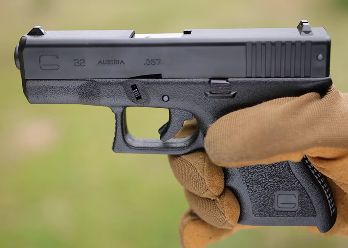 Mach Sakai: Crown Model Pocket GLK33 Springer