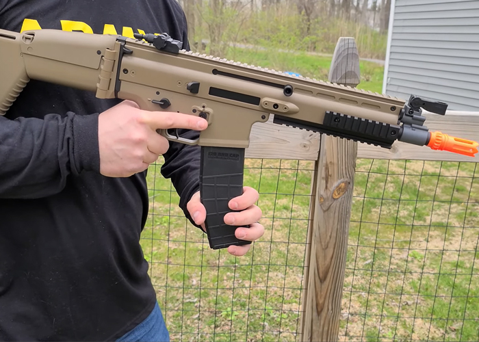 Recon Moose's Review Of the Cybergun FNH SCAR-L AEG