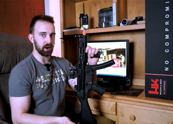 Airsoft HQ Elite Force MP5 'Elite Series' AEG 