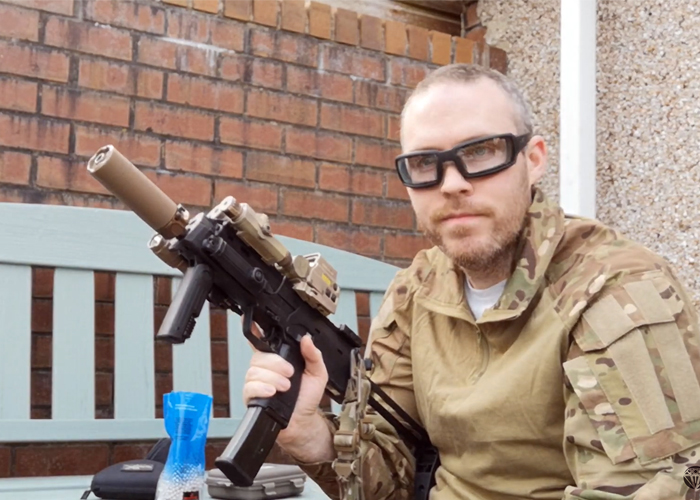 Black Emerald Tactical: Do Not Buy? VFC/Umarex MP7A1 AEG Review
