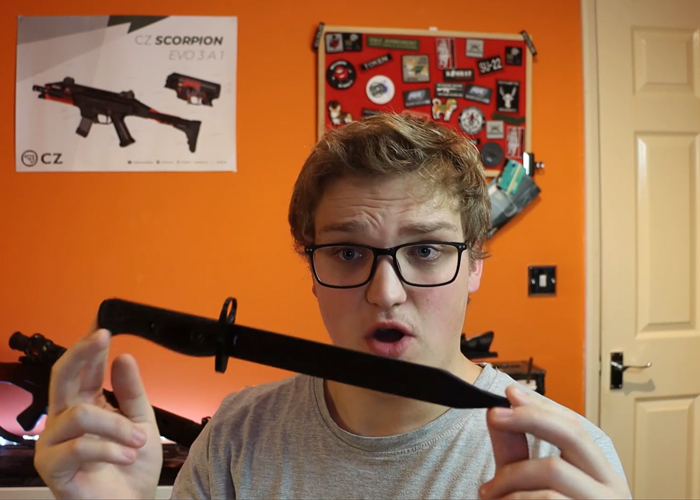 English Kiwi: L1A1 SLR Bayonet For Airsoft