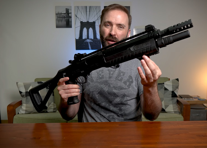 Airsoftology: FABARM STF/12 Green Gas Shotgun Better Than Marui?