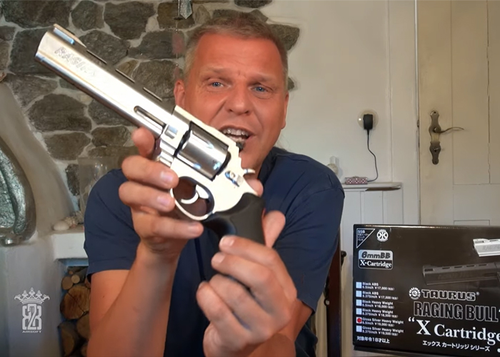 BB2K Airsoft: Marushin Taurus Raging Bull