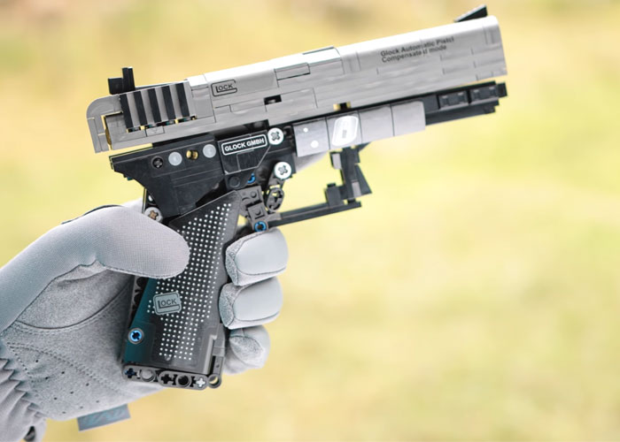 Mach Sakai: Lego Glock 18c Single Shot Blowback Pistol