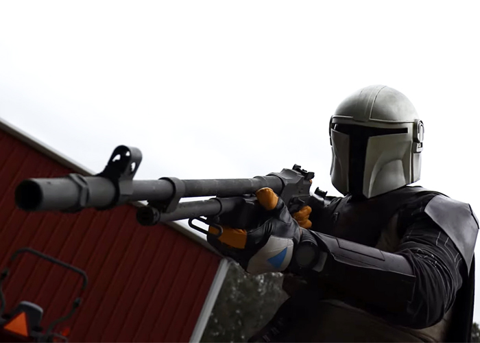 Swamp Sniper: Mandalorian Vs. Jawas
