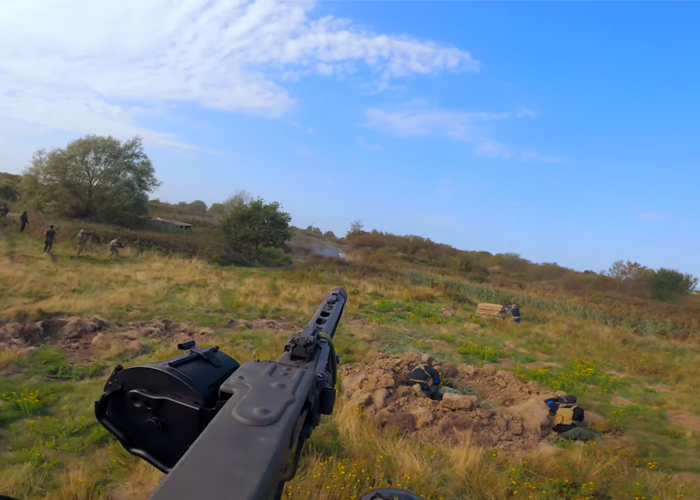 TrueMobster's Epic Airsoft MG42 Drive-By
