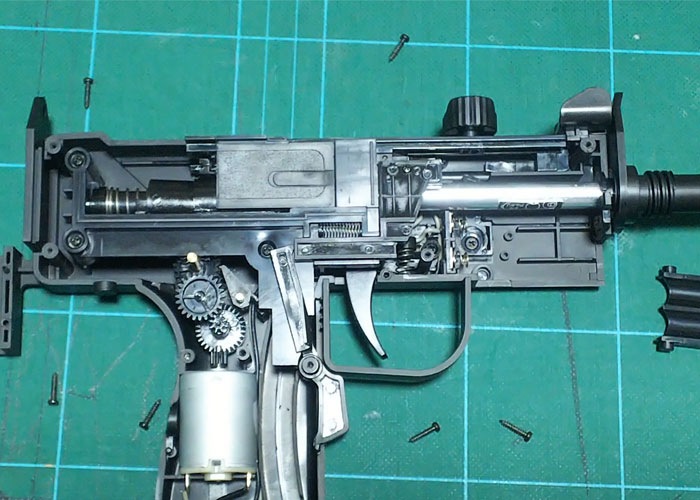 Airsoft Base Tokyo Marui MAC-11 Blowback Takedown & Repair