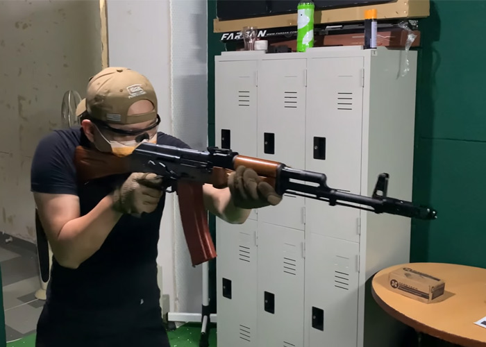 Jeff The Kid: WE AK74 Full Travel Gas Blowback Rifle