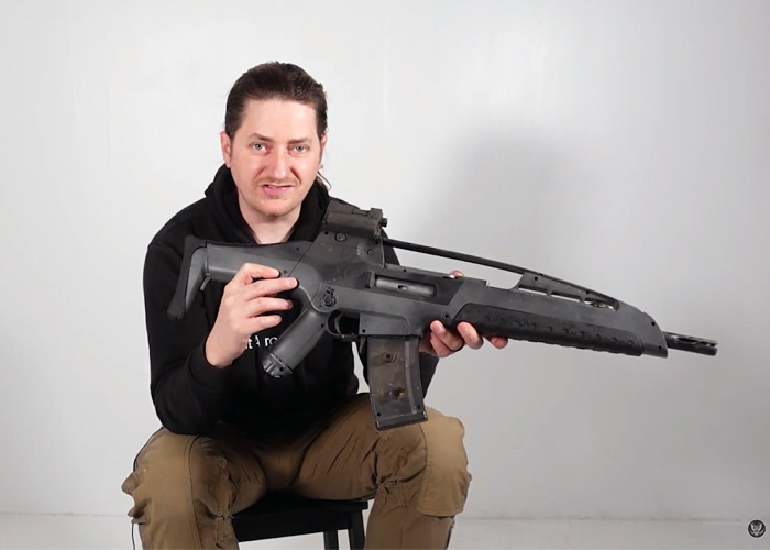 Magaz Airsoft XM8 Gun Prop From "Children of Men"