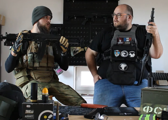Voodoo Softair GHK Airsoft AK-105 GHK vs WE Airsoft AK-74 