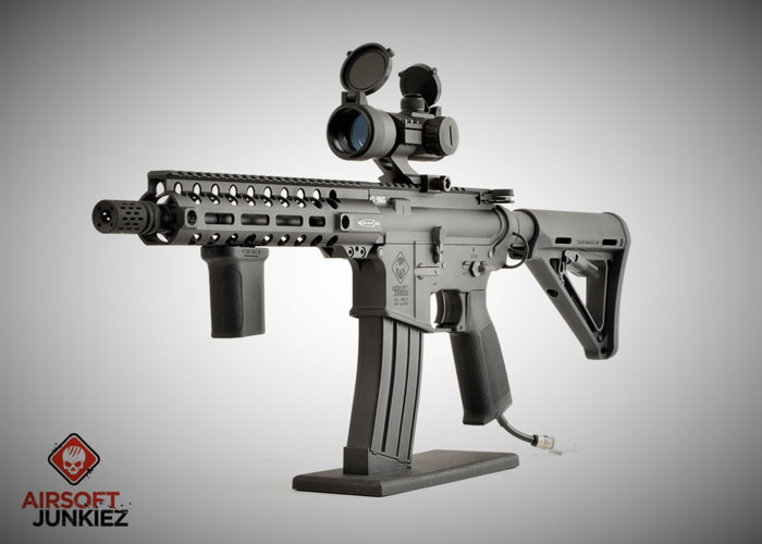 AirsoftJunkiez Custom CMR SBR M4