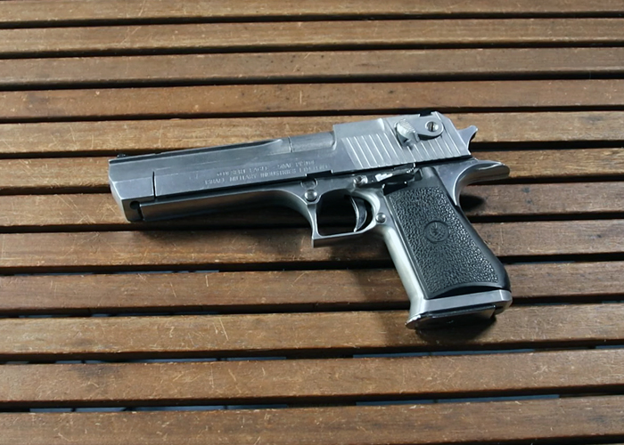 Timerzanov Airsoft: Tokyo Marui Desert Eagle .50AE Chrome GBB