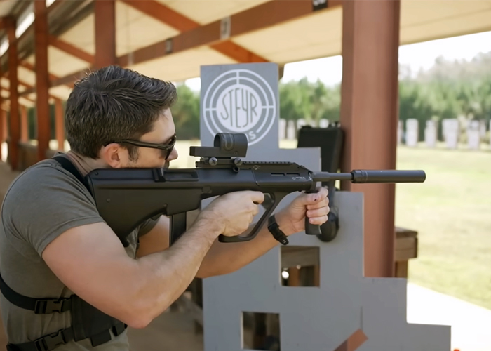 The Firearm Blog: RARE 9mm Steyr AUG SMG