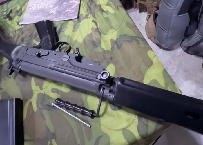 Uncle Fury How Many Steel Parts In VFC’s LAR GBBR?