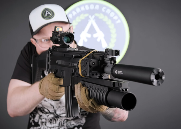 CYMA CM063 FN SCAR AEG At Airsoft Sports Popular Airsoft To