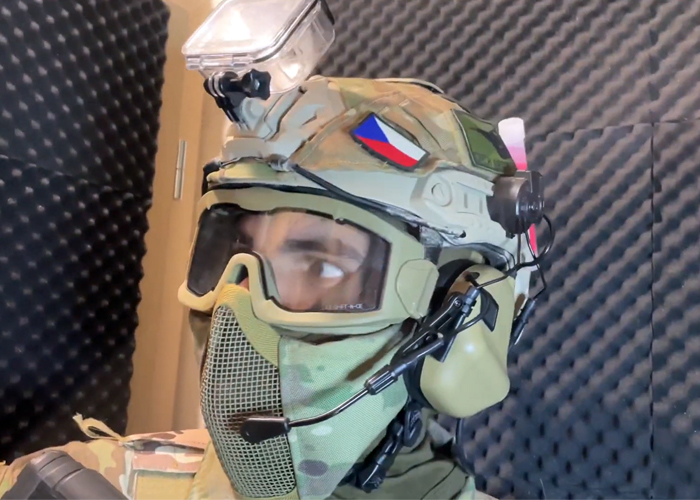 Airsoft Czech's Earmor M32H