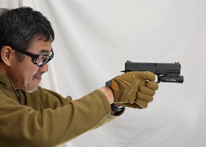 Mach Sakai: Carbon8 Striker 9S G18C Semi-Full CO2 Blowback Pistol