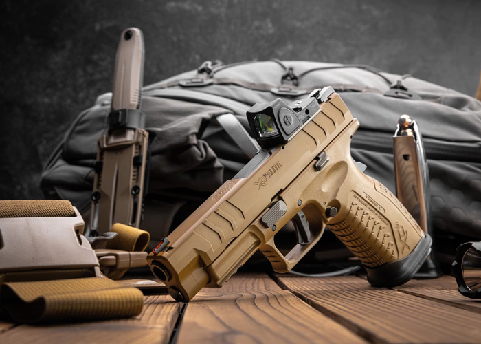 Springfield 4.5″ Desert FDE XD-M Elite 10mm OSP Handgun