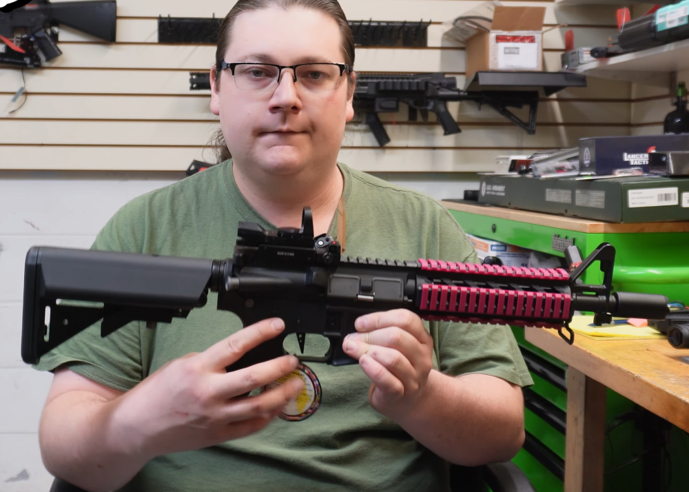 RandomGuyKev: Extreme Airsoft Custom