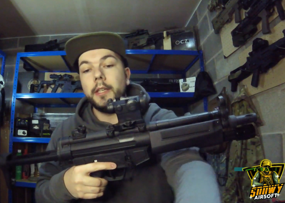 Snowy Airsoft: Classic Army MP5 AEG