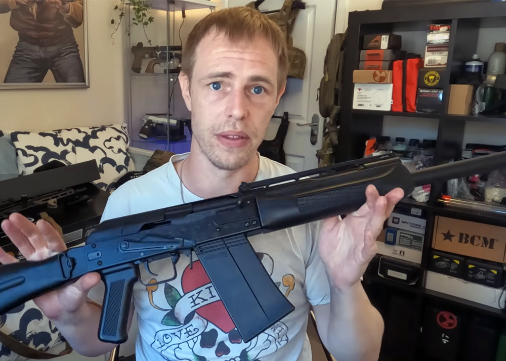 Ollie Talks Airsoft's First Look At The Tokyo Marui Saiga-12K