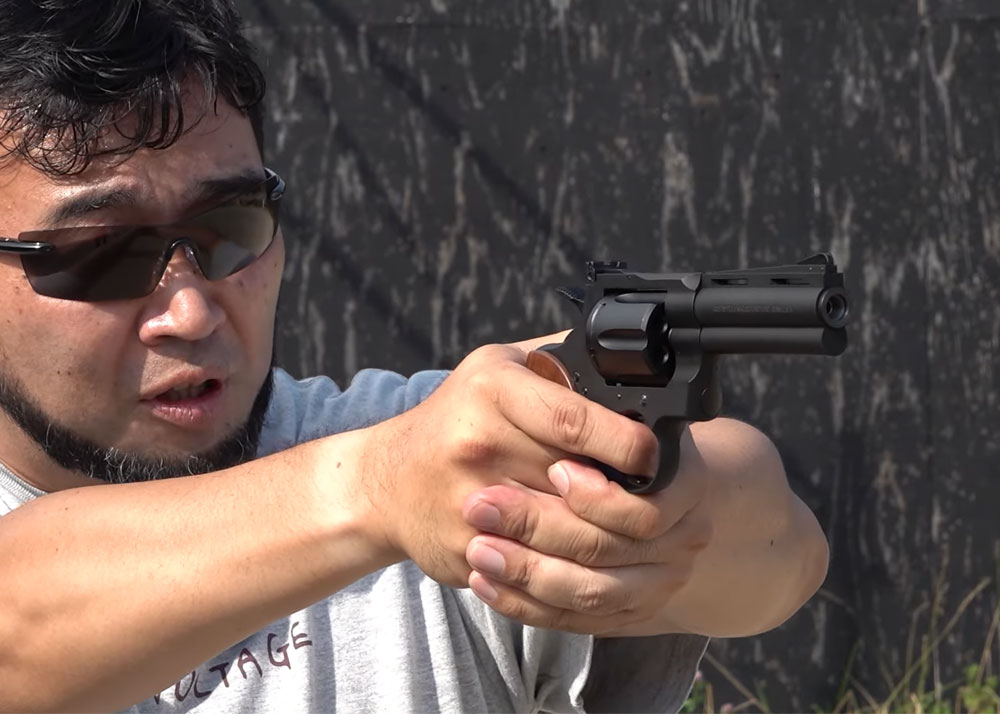 Hyperdouraku: Tanaka Works Colt Python Ryo Saeba Model Gas Revolver