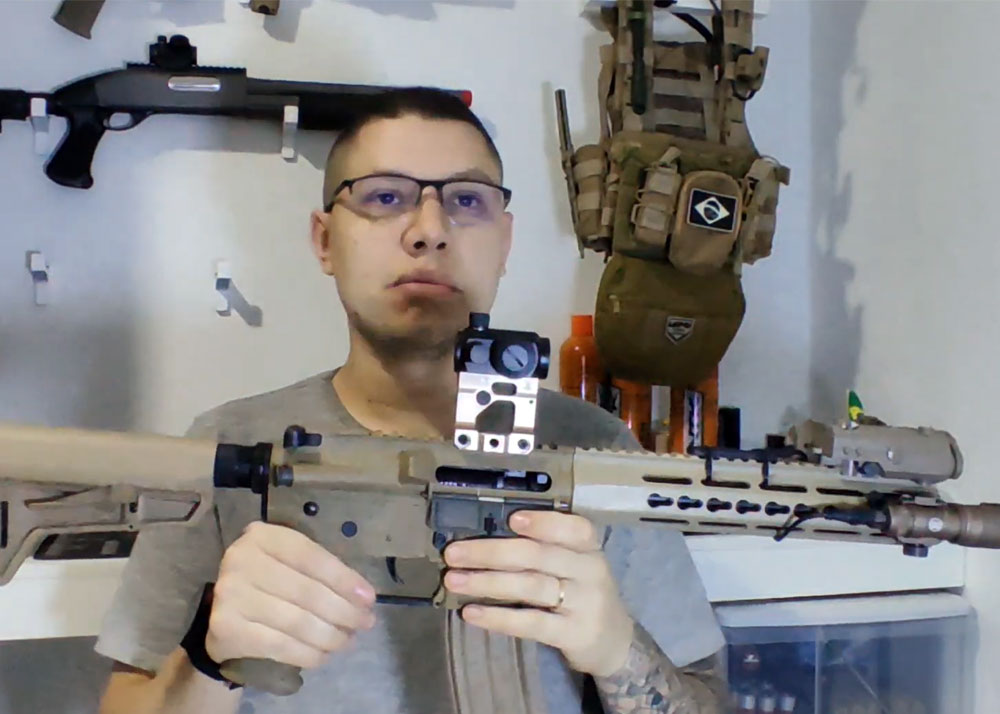 Operador 'Airsoft' BR: G&G CM16 Raider GBB Rifle