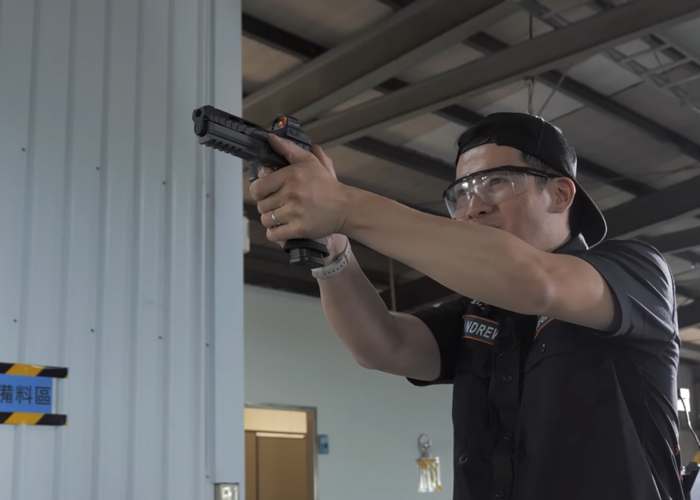 4UAD Smart Airsoft: Competition P320 From Para Bellum
