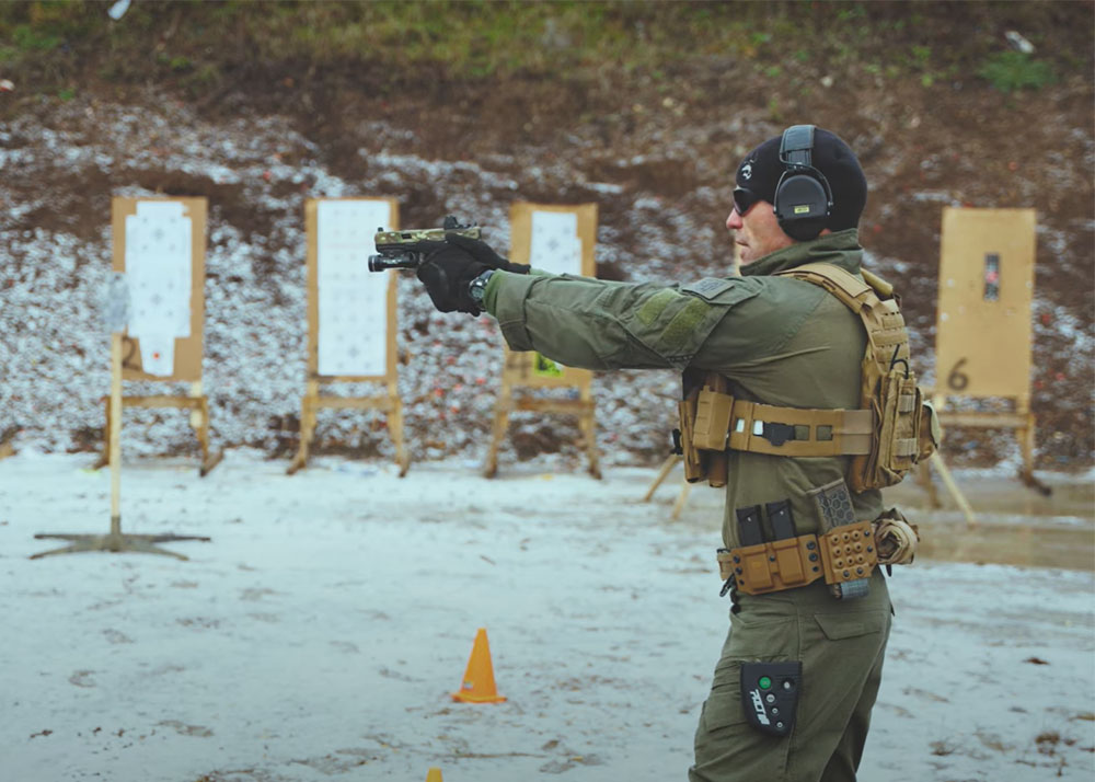 Direct Action Combat Performance Proper Stance When Firing A Pistol
