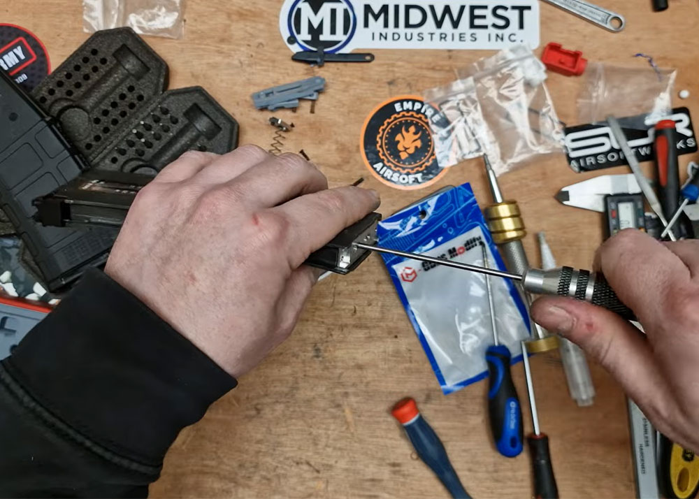 Jaeger Precision Sealing Plate Install On The Guns Modify EVO MWS PMAG