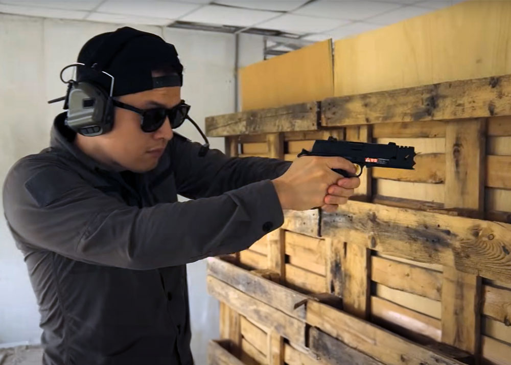 4UAD Smart Airsoft: Double Bell Chisato GBB Pistol