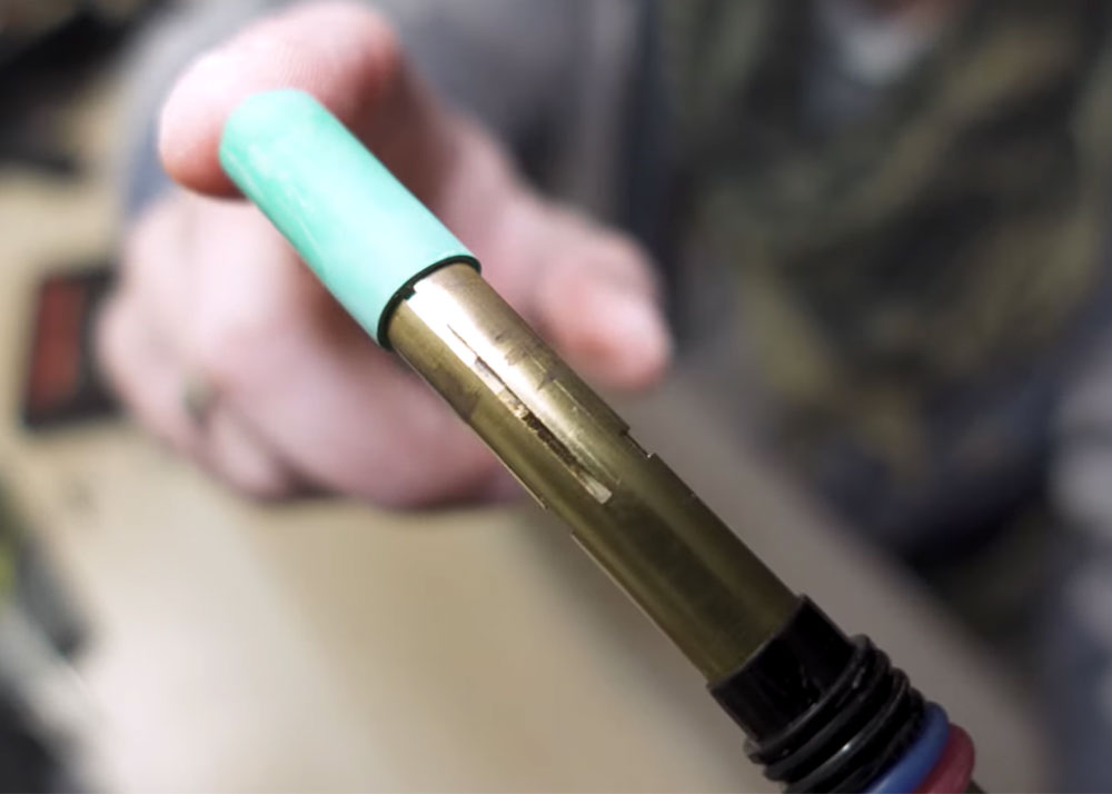 AirsoftNT Changing The Double Eagle M904 Hop-Up Rubber