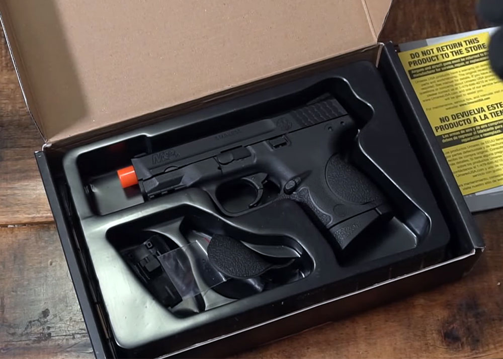 PewDieRy Airsoft Elite Force Smith & Wesson MP9C Unboxing