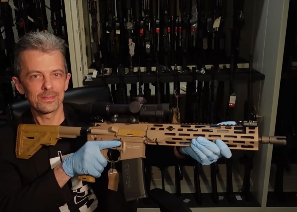 Gamespot Gun Expert's Reaction To Ghost Recon Breakpoint's Guns