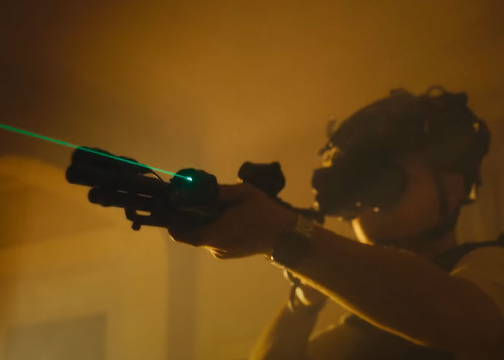 The Kraken Reviews The RovyVon GL4 Pro 4-IN-1 Rail-Mounted Light