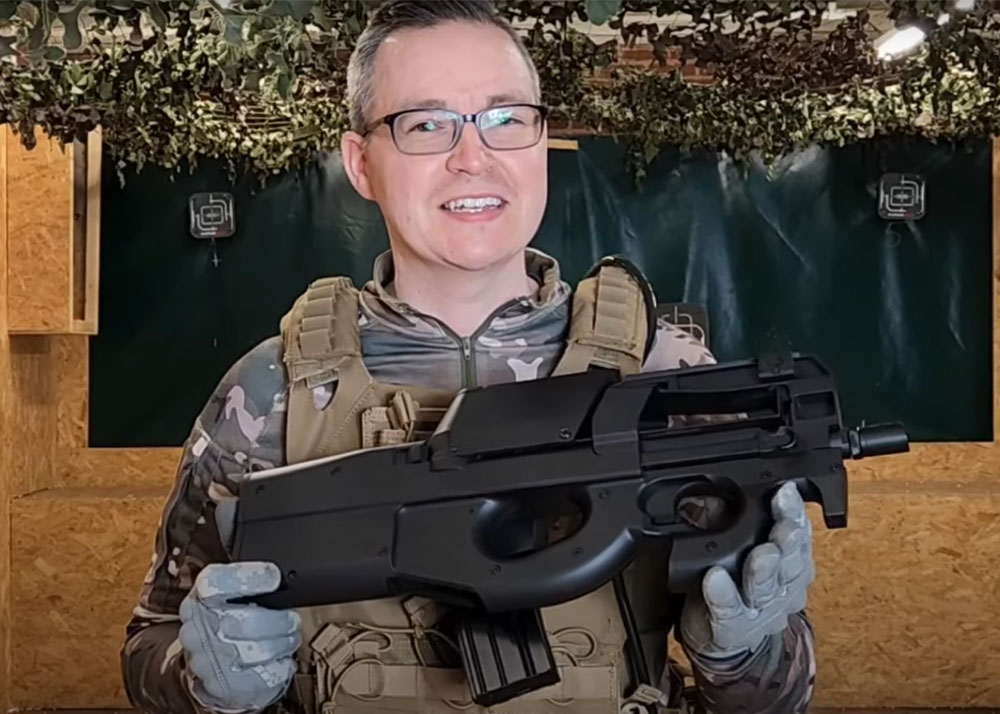Logan Plays JG D90 P90 AEG In-Depth Review